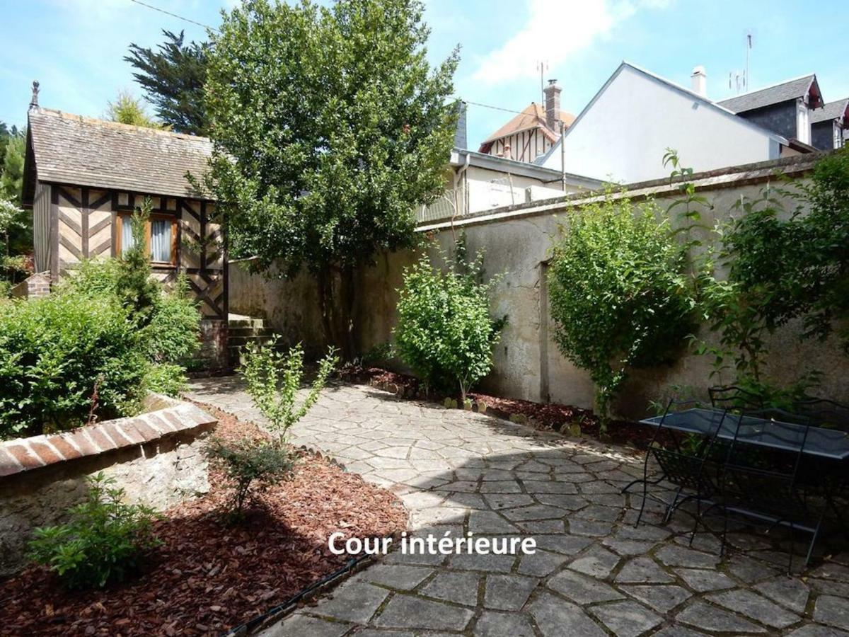 Appartement Bien-Etre 2 Chambres Au Coeur De Cabourg - Екстериор снимка